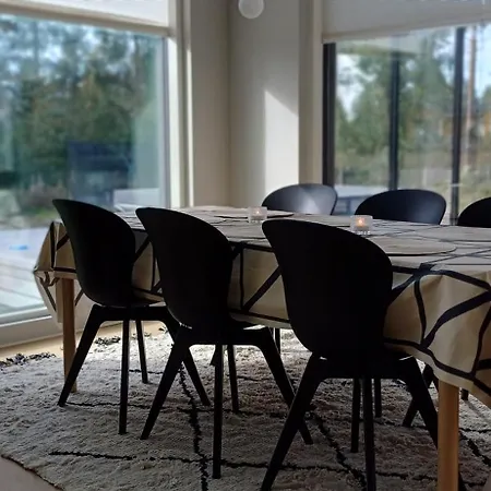 Huvilat Blueberry Ridge - Jacuzzi, Sauna Rovaniemi